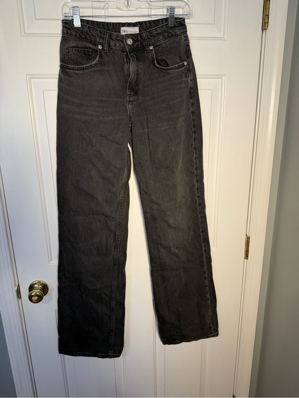Zara Washed Black High-Rise Straight Leg Jeans Size 2 (24)